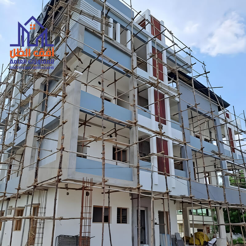 ملاحق سكنية وتجارية